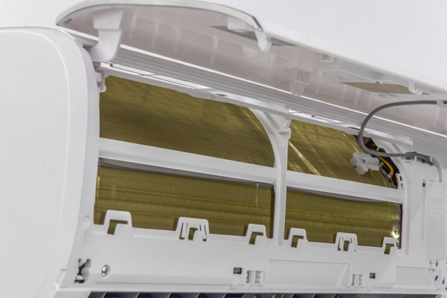 Vivax ACP12CH35AEMI M-Design, ajándék 45cm fali konzollal, Oldalfali Inverteres hűtő-fűtő split klíma szett, 3,5kW, A++/A+, Wifi ready - Split klíma